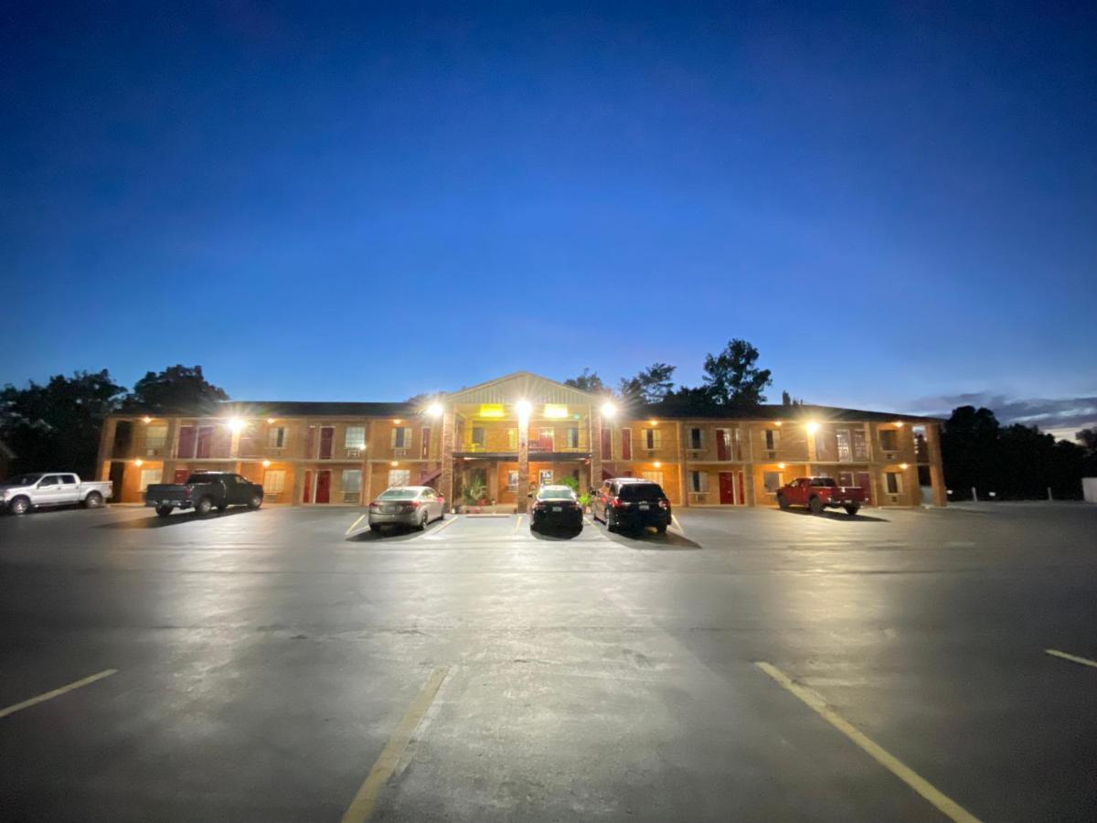 Americas Inn Bardstown Esterno foto