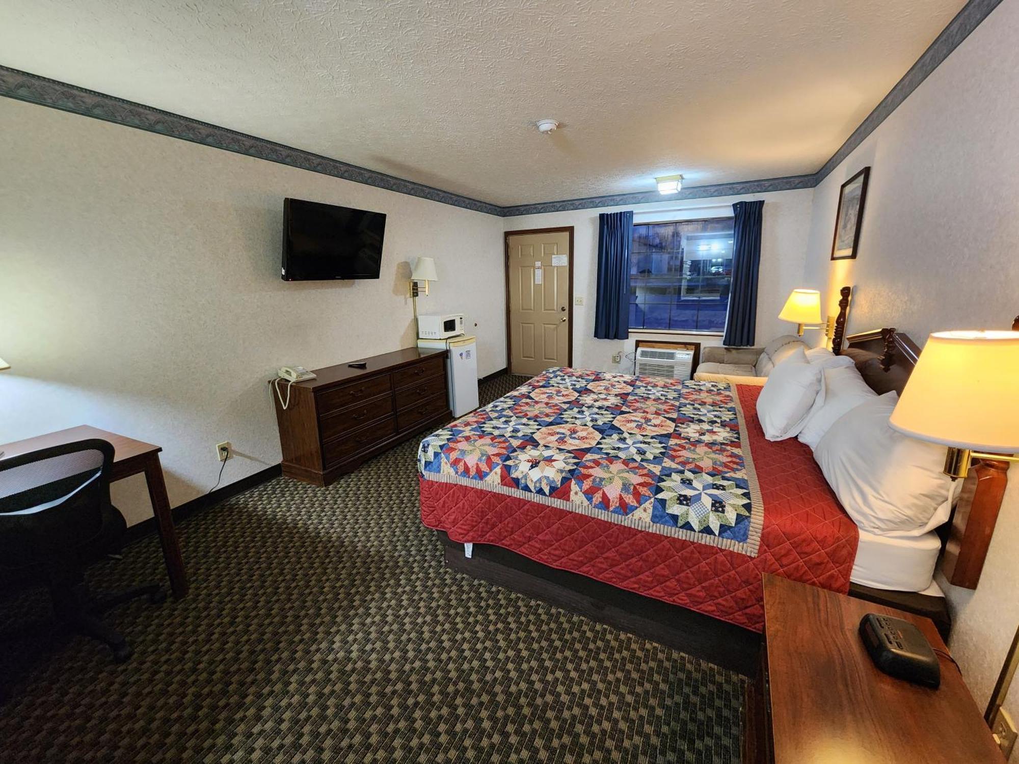 Americas Inn Bardstown Esterno foto
