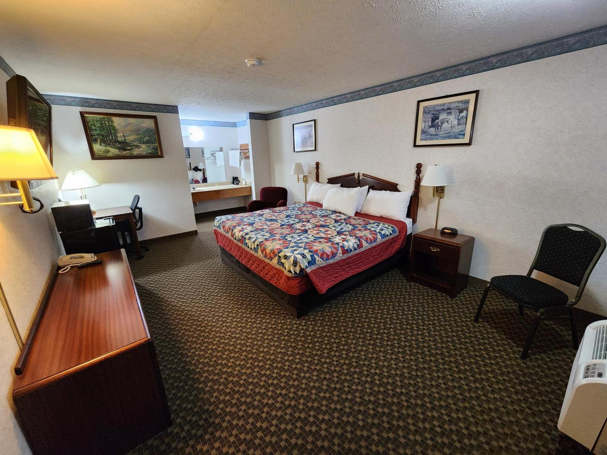 Americas Inn Bardstown Esterno foto