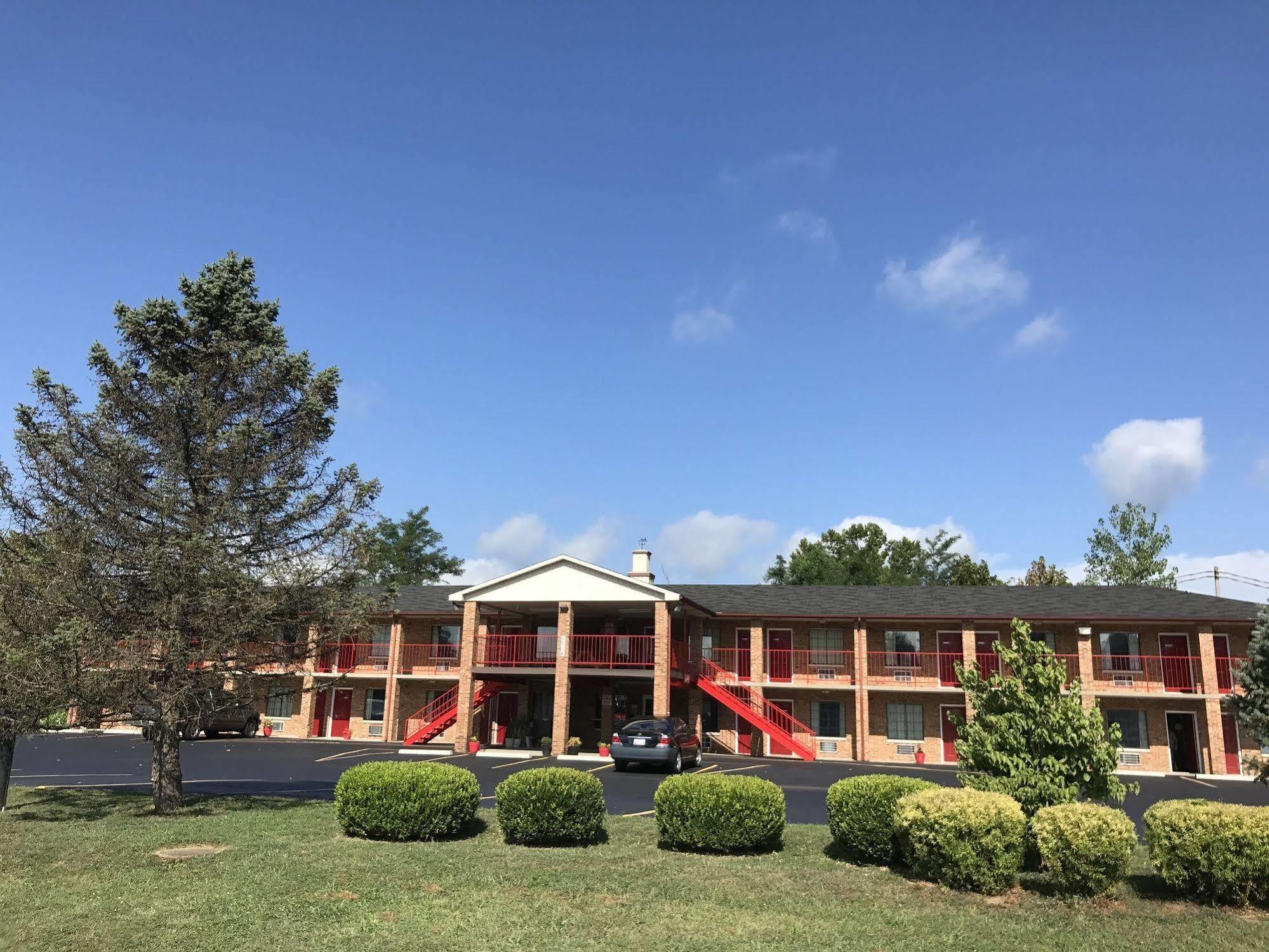 Americas Inn Bardstown Esterno foto